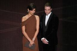 Zendaya,Robert Pattinson